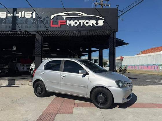 TOYOTA ETIOS 1.3 XS 16V FLEX 4P MANUAL